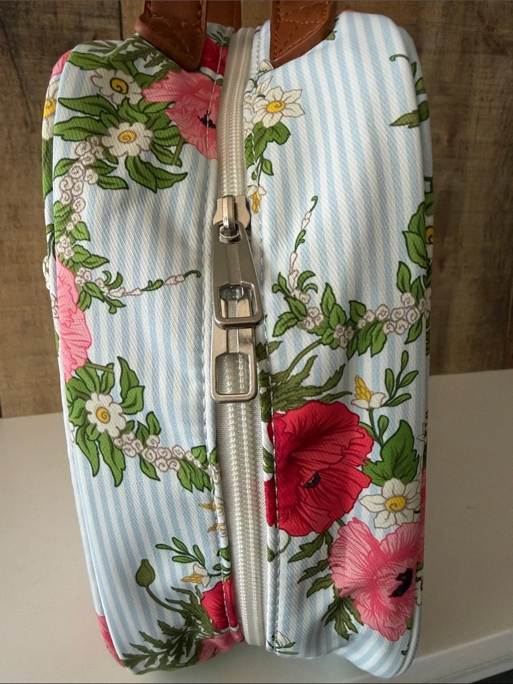 Floral Print Hanging Travel Toiletry Bag/ Cosmetic Travel Toiletry Organizer